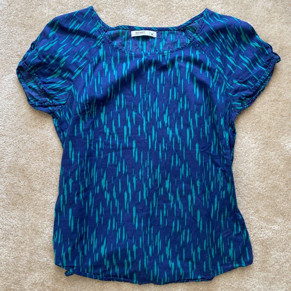 Short sleeve top